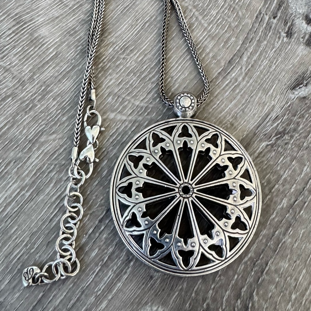 ๐ BRIGHTON Retired Capella Ferrara Filigree Disc Medallion Silver Long Necklace - Picture 4 of 11